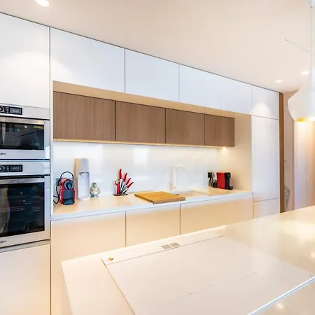 Somptuous 3 Bedroom With Sea-view On The Croisette Apartment